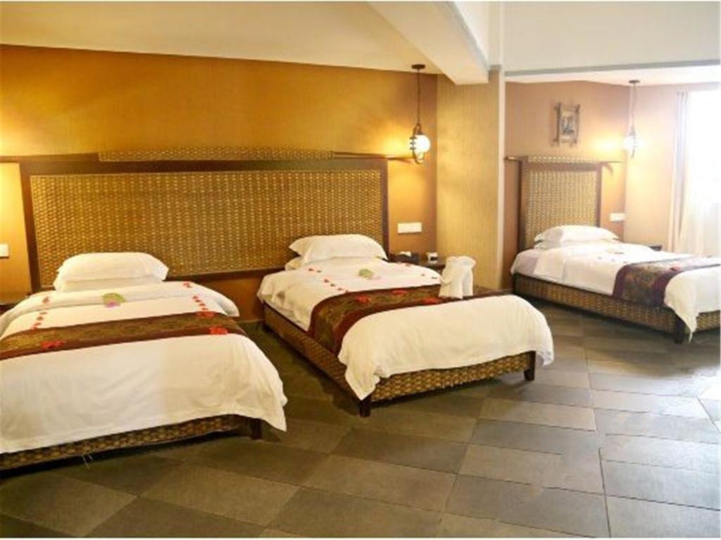 Serengeti Hotel Хайкоу Екстер'єр фото